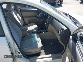 2008 Kia Spectra SX with VIN KNAFE121185508223, listed as a IAAI auction lot 42028372 with 152,526 mi miles. Bid and sale history available at carsss.com. Image 5.