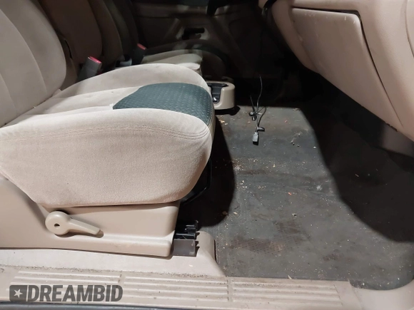 2004 Chevrolet Avalanche Z66 with VIN 3GNEC12T14G257462, listed as a IAAI auction lot 41330403 with 171,295 mi miles and . Bid and sale history available at DreamBid. Image 5.