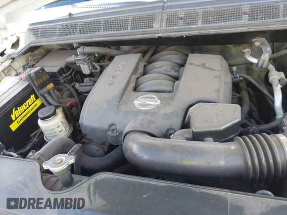 2005 Nissan Titan LE z VIN 1N6AA07BX5N505236, wystawiony jako IAAI lot #42315873 z przebiegiem 346 291 mil mil oraz . Historia ofert i sprzedaży dostępna na DreamBid. Obrazek 10.