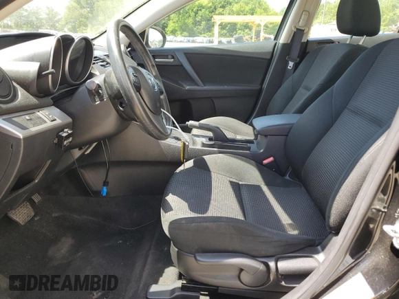 2013 Mazda 3 i Sport z VIN JM1BL1U78D1790175, wystawiony jako Copart lot #57776735 z przebiegiem 148 018 mil mil oraz Szkoda całkowita • Salvage title. Historia ofert i sprzedaży dostępna na DreamBid. Obrazek 7.