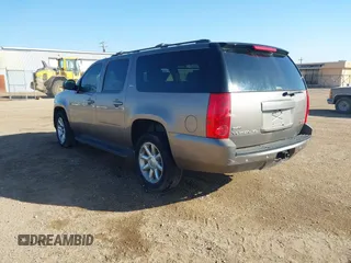 2012 GMC Yukon XL SLT with VIN 1GKS2KE73CR167820, listed as a IAAI auction lot 41462950 with 243,554 mi miles. Bid and sale history available at carsss.com. Image 3.