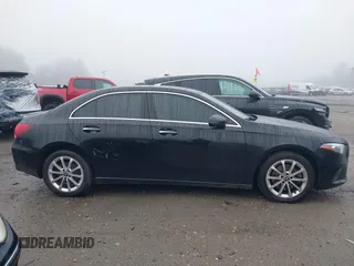 2020 Mercedes-Benz A 220 z VIN WDD3G4FB0LW040269, wystawiony jako IAAI lot #41903633 z przebiegiem 97 314 mil mil oraz . Historia ofert i sprzedaży dostępna na DreamBid. Obrazek 13.