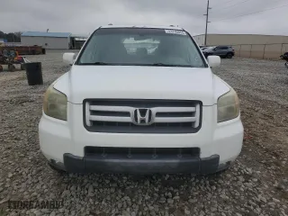 2006 Honda Pilot EX-L with RES with VIN 5FNYF28606B002783, listed as a Copart auction lot 43748855 with 262,114 mi miles and Salvage Title. Bid and sale history available at carsss.com. Image 5.