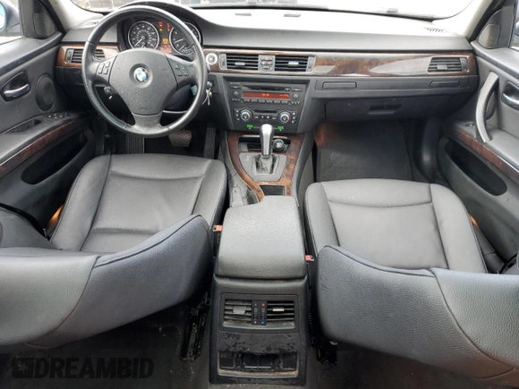 2007 BMW 3 Series 328xi z VIN WBAVT73587FZ36353, wystawiony jako Copart lot #85298474 z przebiegiem 96 375 mil mil oraz Szkoda całkowita • Salvage title. Historia ofert i sprzedaży dostępna na DreamBid. Obrazek 8.