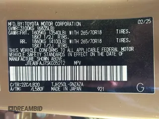 2025 Toyota Land Cruiser 1958 Edition z VIN JTEABFAJ7SK035212, wystawiony jako IAAI lot #42150778 z przebiegiem 2566 mil mil oraz . Historia ofert i sprzedaży dostępna na DreamBid. Obrazek 9.