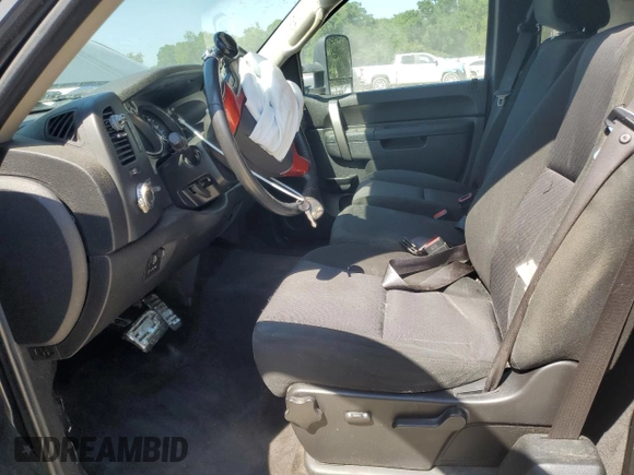 2011 Chevrolet Silverado 1500 LT with VIN 1GCRKSE00BZ395866, listed as a Copart auction lot 52575015 with 84,040 mi miles and Clean Title. Bid and sale history available at DreamBid. Image 7.