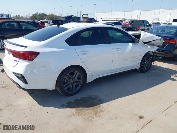2021 Kia Forte GT-Line with VIN 3KPF34AD6ME330281, listed as a IAAI auction lot 41679648 with NaN miles. Bid and sale history available at carsss.com. Image 4.