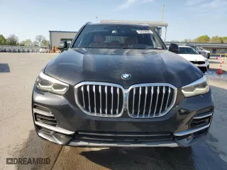 2022 BMW X5 xDrive40i with VIN 5UXCR6C01N9L67332, listed as a Copart auction lot 53049685 with 55,694 mi miles and Salvage Title. Bid and sale history available at carsss.com. Image 5.