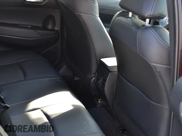 2025 Toyota Corolla Cross XLE с VIN 7MUDAABGXSV121641, выставлен на аукционе Copart как лот 61983615 с пробегом 8 831 миль миль и Списание • Salvage title. История ставок и продаж доступна на DreamBid. Изображение 10.