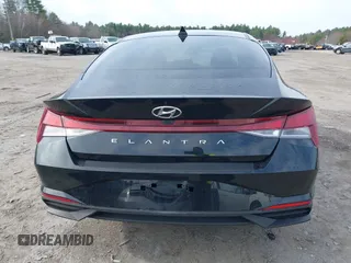 2022 Hyundai Elantra SEL z VIN KMHLS4AG8NU340311, wystawiony jako IAAI lot #42041259 z przebiegiem 37 144 mil mil oraz . Historia ofert i sprzedaży dostępna na DreamBid. Obrazek 17.