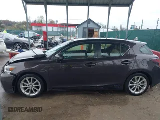 2013 Lexus CT 200h with VIN JTHKD5BH0D2167996, listed as a IAAI auction lot 41955293 with 200,378 mi miles and . Bid and sale history available at DreamBid. Image 14.
