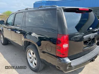 2008 Chevrolet Suburban LTZ with VIN 1GNFC16018R193868, listed as a Copart auction lot 50950405 with 193,219 mi miles and Clean title. Bid and sale history available at DreamBid. Image 3.