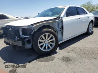 2012 Chrysler 300 C z VIN 2C3CCAET4CH277218, wystawiony jako Copart lot #57640835 z przebiegiem 151 115 mil mil oraz Szkoda całkowita • Salvage title. Historia ofert i sprzedaży dostępna na DreamBid. Obrazek 1.
