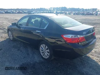 2013 Honda Accord Sdn EX-L with VIN 1HGCR2F85DA147590, listed as a IAAI auction lot 41532019 with 166,433 mi miles. Bid and sale history available at carsss.com. Image 3.