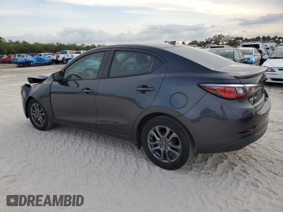 2019 Toyota Yaris L z VIN 3MYDLBYV0KY500741, wystawiony jako Copart lot #53882565 z przebiegiem 118 190 mil mil oraz Nie do naprawy • Non repairable. Historia ofert i sprzedaży dostępna na DreamBid. Obrazek 2.