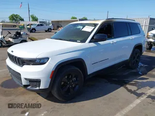 2023 Jeep Grand Cherokee Limited with VIN 1C4RJKBGXP8892800, listed as a IAAI auction lot 42161939 with Not provided miles and . Bid and sale history available at DreamBid. Image 16.