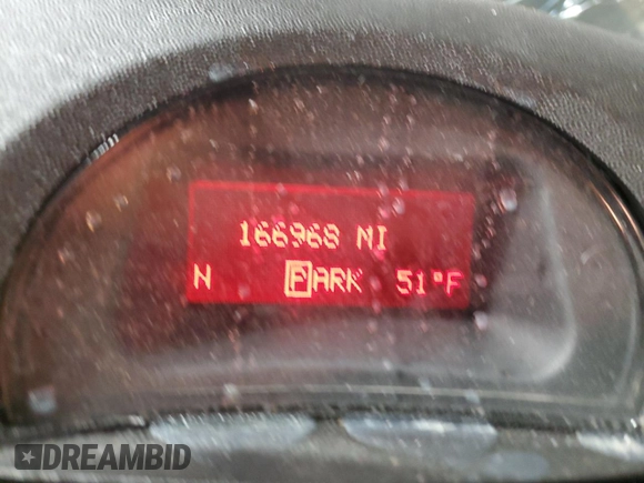 2004 Pontiac Grand Prix GTP with VIN 2G2WR524541353233, listed as a Copart auction lot 85106304 with 166,968 mi miles and Salvage Title. Bid and sale history available at carsss.com. Image 9.
