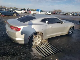 2019 Chevrolet Camaro 2LT with VIN 1G1FD1RX8K0113730, listed as a Copart auction lot 70375482 with 53,943 mi miles. Bid and sale history available at carsss.com. Image 3.
