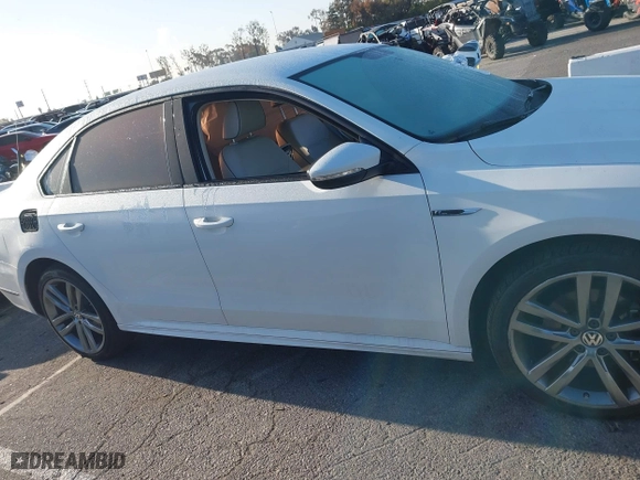 2018 Volkswagen Passat 2.0T S with VIN 1VWAA7A35JC009020, listed as a IAAI auction lot 41955626 with 99,900 mi miles. Bid and sale history available at carsss.com. Image 13.