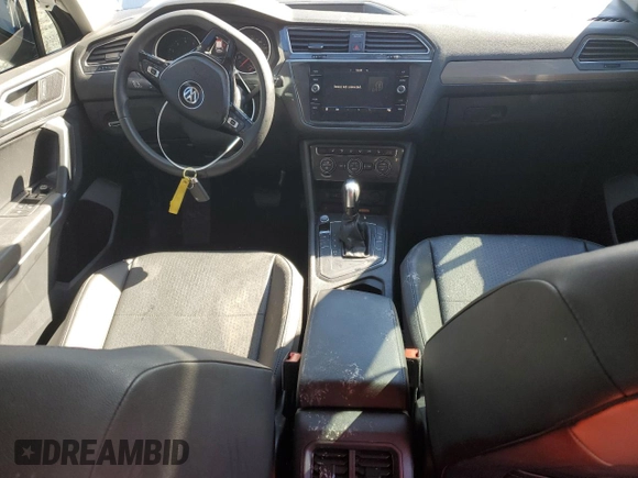 2020 Volkswagen Tiguan SE with VIN 3VV3B7AX8LM121003, listed as a Copart auction lot 44788675 with 39,800 mi miles and Salvage Title. Bid and sale history available at DreamBid. Image 8.