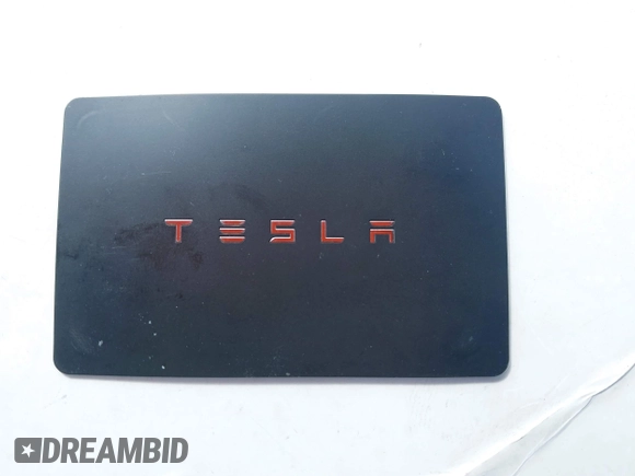 2020 Tesla Model 3 Standard Range Plus z VIN 5YJ3E1EA5LF708885, wystawiony jako IAAI lot #42172952 z przebiegiem 58 882 mil mil oraz . Historia ofert i sprzedaży dostępna na DreamBid. Obrazek 11.