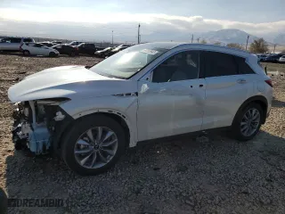 2021 Infiniti QX50 LUXE with VIN 3PCAJ5BB1MF115520, listed as a Copart auction lot 67252942 with 9,242 mi miles. Bid and sale history available at carsss.com. Image 1.