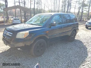 2006 Honda Pilot EX-L with RES with VIN 5FNYF18616B001541, listed as a IAAI auction lot 41894731 with 207,364 mi miles. Bid and sale history available at carsss.com. Image 2.