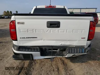 2021 Chevrolet Colorado 2WD Work Truck z VIN 1GCGSBEN9M1190602, wystawiony jako Copart lot #43215595 z przebiegiem 58 228 mil mil oraz Szkoda całkowita • Salvage title. Historia ofert i sprzedaży dostępna na DreamBid. Obrazek 6.