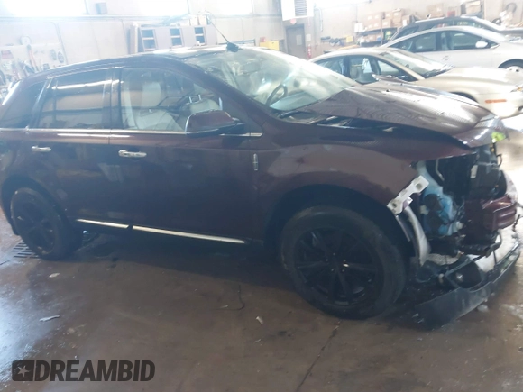 2012 Lincoln MKX with VIN 2LMDJ8JKXCBL17915, listed as a IAAI auction lot 41845644 with 172,433 mi miles and . Bid and sale history available at DreamBid. Image 13.