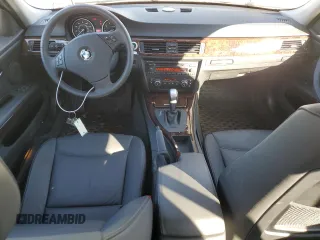 2008 BMW 3 Series 328xi z VIN WBAVT73548FZ37873, wystawiony jako Copart lot #41605795 z przebiegiem 43 445 mil mil oraz Szkoda całkowita • Salvage title. Historia ofert i sprzedaży dostępna na DreamBid. Obrazek 8.