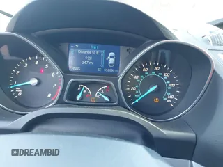 2014 Ford Escape SE with VIN 1FMCU0GXXEUB72956, listed as a IAAI auction lot 41529805 with 59,890 mi miles. Bid and sale history available at carsss.com. Image 7.