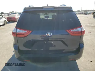 2018 Toyota Sienna LE Auto Access Seat with VIN 5TDKZ3DC3JS961968, listed as a Copart auction lot 76955644 with 28,513 mi miles and Salvage title. Bid and sale history available at DreamBid. Image 6.
