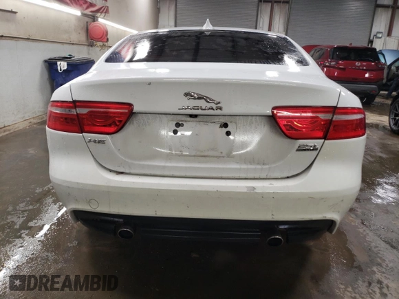2019 Jaguar XE 25t Premium with VIN SAJAJ4FX0KCP51647, listed as a Copart auction lot 43606485 with 58,354 mi miles and Salvage Title. Bid and sale history available at carsss.com. Image 6.