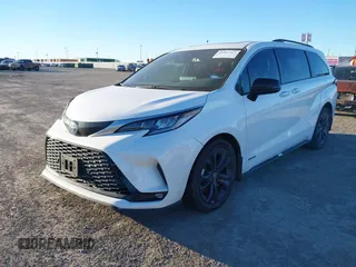 2021 Toyota Sienna XSE with VIN 5TDXRKEC2MS051179, listed as a IAAI auction lot 41067155 with 101,179 mi miles and . Bid and sale history available at DreamBid. Image 18.