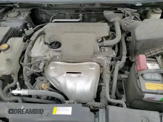 2018 Toyota RAV4 SE z VIN 2T3JFREV9JW758704, wystawiony jako Copart lot #64989155 z przebiegiem 64 604 mil mil oraz Szkoda całkowita • Salvage title. Historia ofert i sprzedaży dostępna na DreamBid. Obrazek 15.