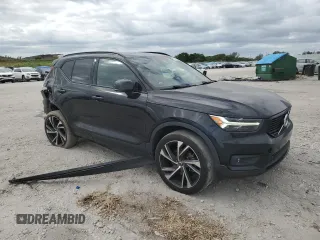 2019 Volvo XC40 Momentum z VIN YV4162XZ1K2009216, wystawiony jako Copart lot #87921575 z przebiegiem 46 527 mil mil oraz Nie do naprawy • Non repairable. Historia ofert i sprzedaży dostępna na DreamBid. Obrazek 4.