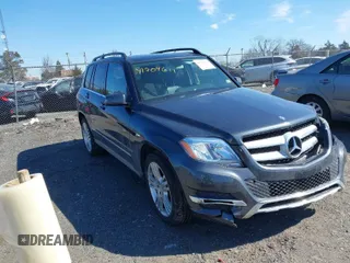 2013 Mercedes-Benz GLK with VIN WDCGG8JB6DG086916, listed as a IAAI auction lot 41704611 with 133,947 mi miles. Bid and sale history available at carsss.com. Image 1.