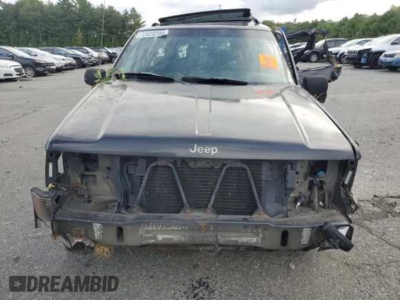 1998 Jeep Grand Cherokee Laredo with VIN 1J4GZ48S3WC341329, listed as a Copart auction lot 72420204 with 0 mi miles and Clean Title. Bid and sale history available at carsss.com. Image 5.
