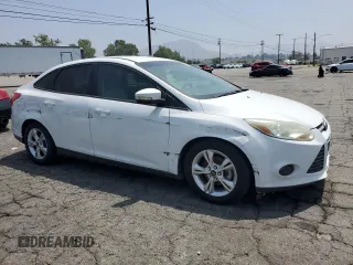 2014 Ford Focus SE with VIN 1FADP3F2XEL112632, listed as a Copart auction lot 55689465 with 135,170 mi miles and Salvage Title. Bid and sale history available at carsss.com. Image 4.