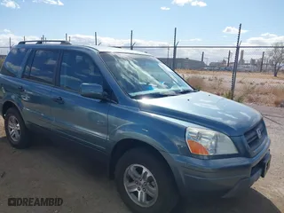 2005 Honda Pilot EX-L with NAVI with VIN 2HKYF18785H565681, listed as a IAAI auction lot 41739543 with 115,549 mi miles. Bid and sale history available at carsss.com. Image 1.