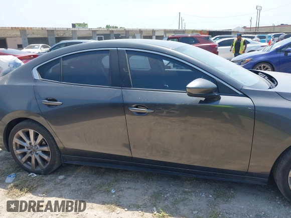 2021 Mazda 3 Preferred with VIN JM1BPACL1M1317639, listed as a IAAI auction lot 41939340 with 51,195 mi miles and . Bid and sale history available at DreamBid. Image 14.