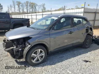 2019 Nissan Kicks S z VIN 3N1CP5CU7KL528924, wystawiony jako Copart lot #49701565 z przebiegiem 27 663 mil mil oraz Szkoda całkowita • Salvage title. Historia ofert i sprzedaży dostępna na DreamBid. Obrazek 1.