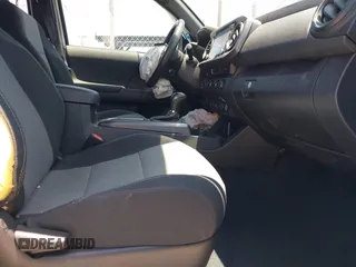 2021 Toyota Tacoma SR5 with VIN 3TMDZ5BN5MM118710, listed as a IAAI auction lot 42460278 with 60,310 mi miles and . Bid and sale history available at DreamBid. Image 5.