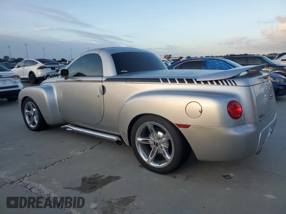 2004 Chevrolet SSR LS z VIN 1GCES14P14B105315, wystawiony jako Copart lot #74983944 z przebiegiem Nie podano mil oraz Szkoda całkowita • Salvage title. Historia ofert i sprzedaży dostępna na DreamBid. Obrazek 2.