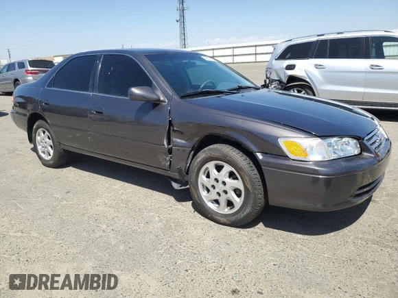 2001 Toyota Camry LE z VIN JT2BF22K010329017, wystawiony jako Copart lot #56035725 z przebiegiem 200 841 mil mil oraz Szkoda całkowita • Salvage title. Historia ofert i sprzedaży dostępna na DreamBid. Obrazek 4.