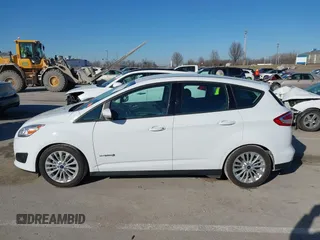 2017 Ford C-Max SE with VIN 1FADP5AU0HL117265, listed as a IAAI auction lot 41413374 with 64,660 mi miles. Bid and sale history available at carsss.com. Image 14.
