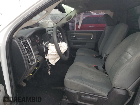 2015 Ram 1500 Tradesman z VIN 3C6JR6AT7FG618384, wystawiony jako Copart lot #78540664 z przebiegiem 55 161 mil mil oraz Szkoda całkowita • Salvage title. Historia ofert i sprzedaży dostępna na DreamBid. Obrazek 7.