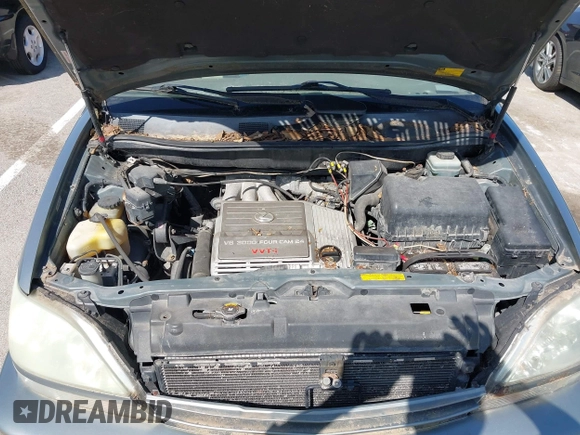 2003 Lexus RX 300 with VIN JTJHF10U030300357, listed as a IAAI auction lot 42052965 with 207,035 mi miles. Bid and sale history available at carsss.com. Image 10.
