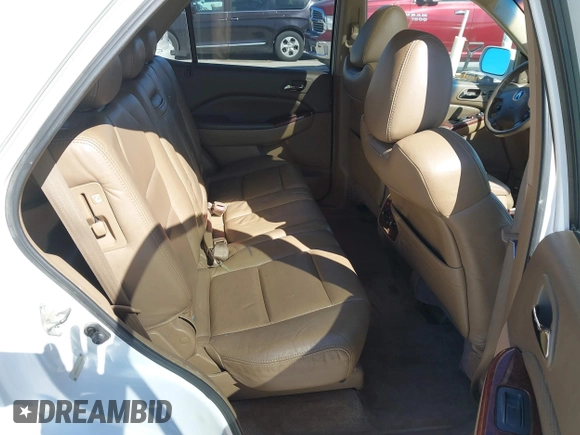 2004 Acura MDX Touring Pkg w/Navigation with VIN 2HNYD18844H524383, listed as a IAAI auction lot 41593278 with 253,003 mi miles. Bid and sale history available at carsss.com. Image 8.
