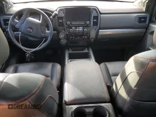 2021 Nissan Titan SV z VIN 1N6AA1FB9MN533034, wystawiony jako Copart lot #81335494 z przebiegiem 71 281 mil mil oraz Szkoda całkowita • Salvage title. Historia ofert i sprzedaży dostępna na DreamBid. Obrazek 8.